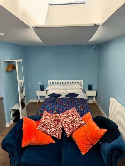 Studio, Ideally Located At Beautiful Lizard Point, Cornwall Leilighet Helston Eksteriør bilde
